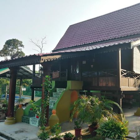 Homestay Warisan Bonda Masjid Tanah/Melaka Экстерьер фото